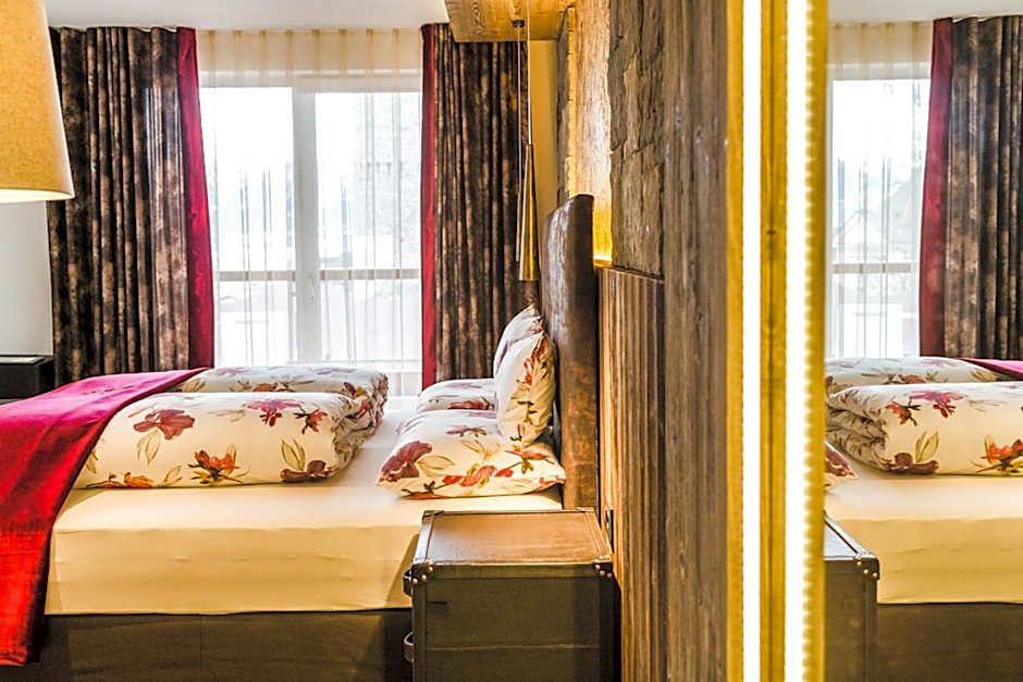 Hotel Tyrol