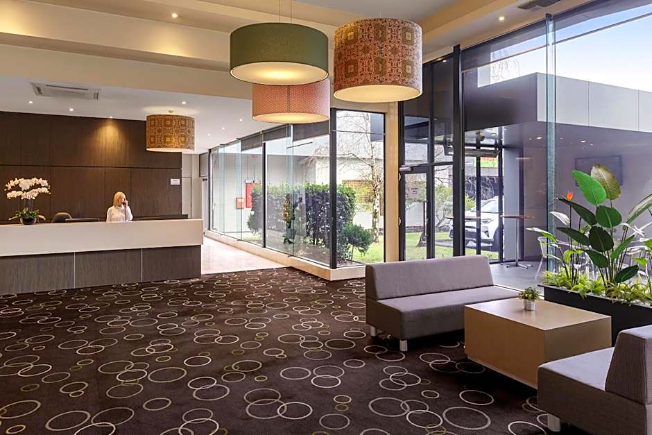 Dorset Gardens Hotel