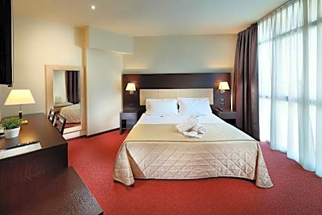 Economy Quadruple Room with Balcony