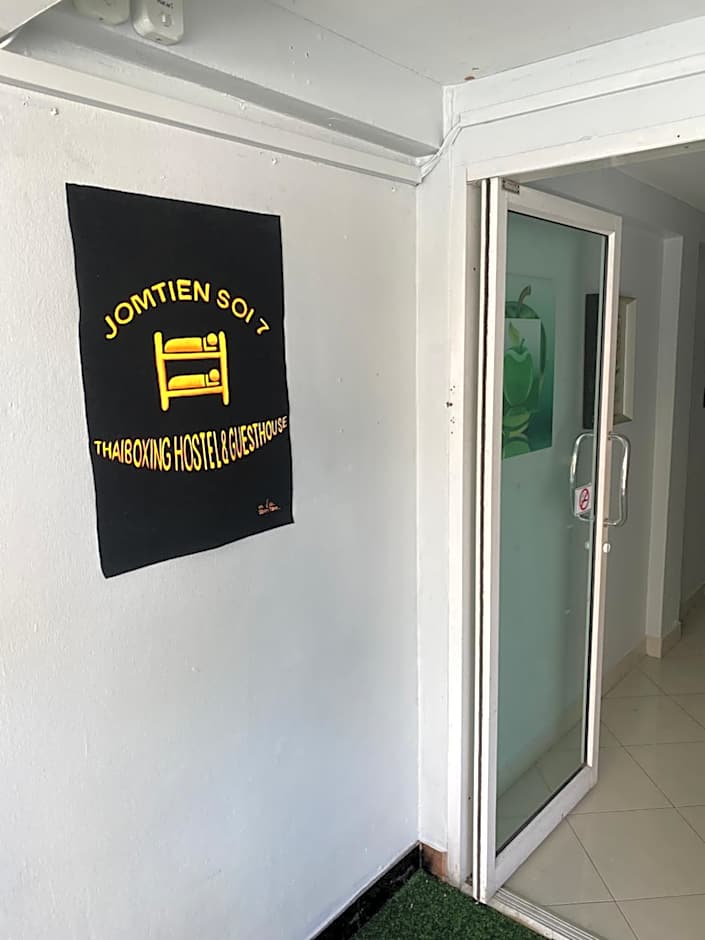 Jomtien Beach Hostel & Guesthouse