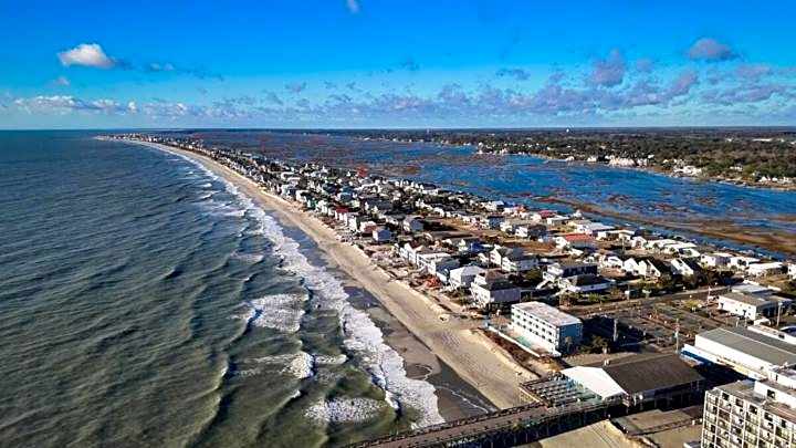Exceptional Ocean-Pier-Pool Front 1 BR Condo