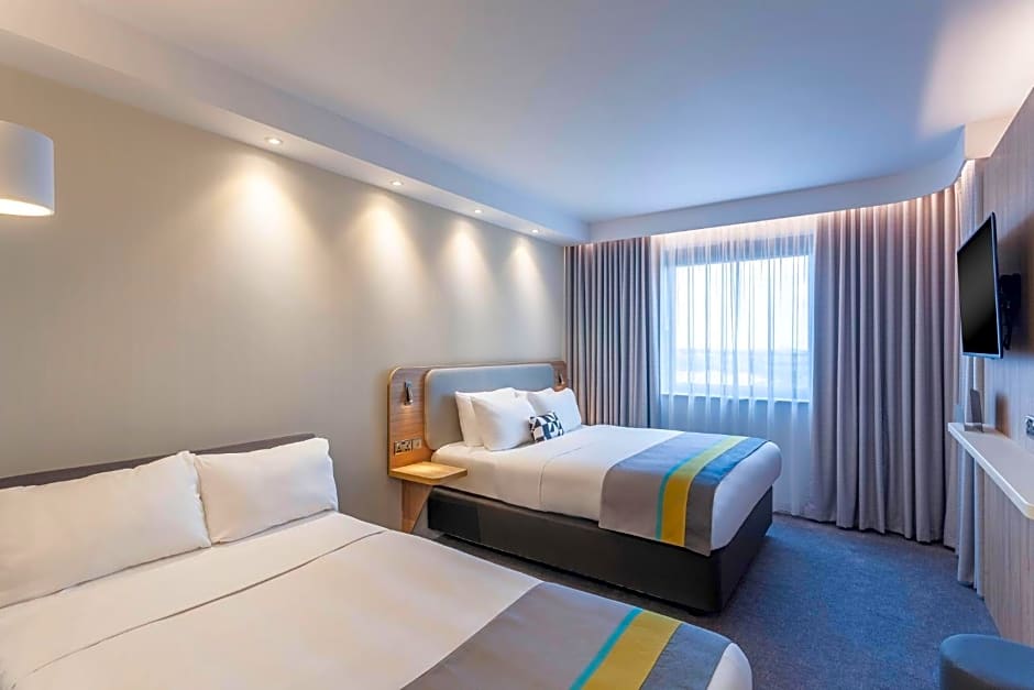 Holiday Inn Express Dublin-Airport