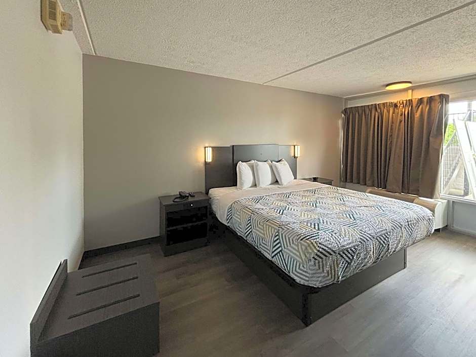 Motel 6 Richmond, KY EKU Campus Area