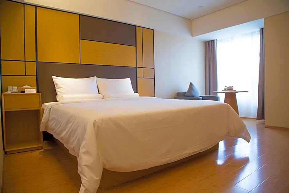 JI Hotel Xiamen SM Plaza Chenggong Avenue