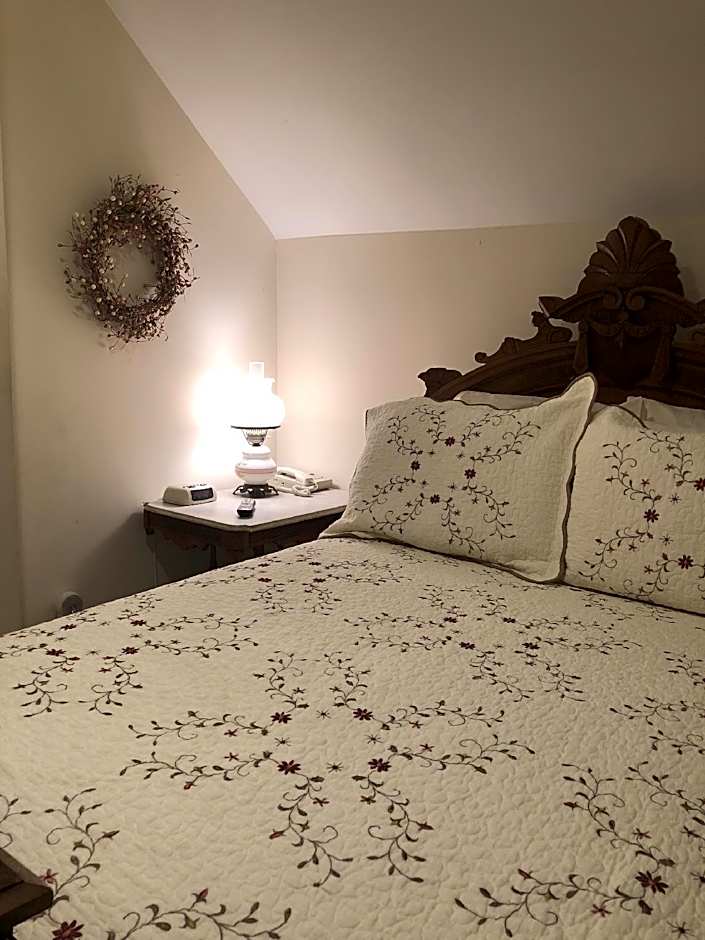 Alpine Haus Bed & Breakfast Inn