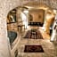 Caldera Cave Hotel