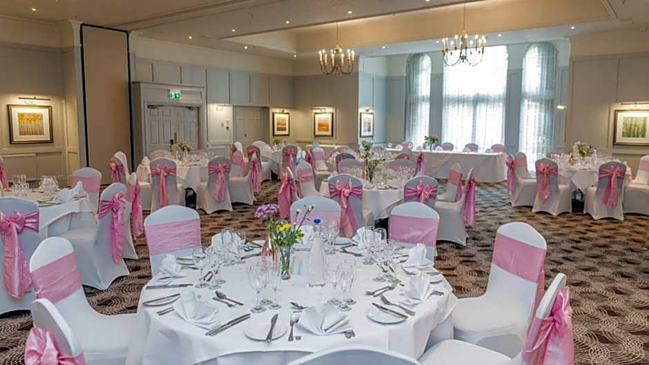 Holiday Inn Milton Keynes East M1 Junc 14 By IHG