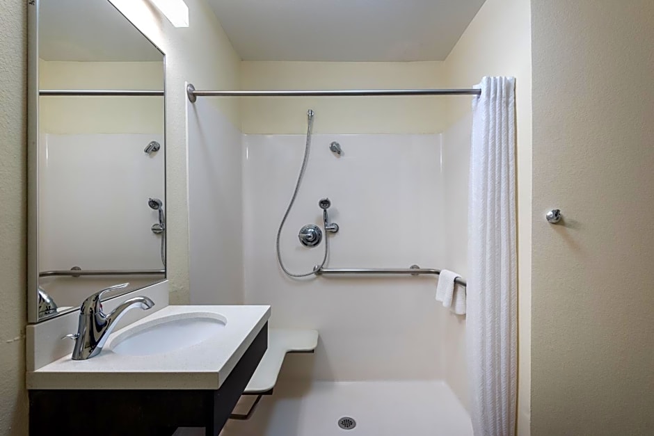 Candlewood Suites Richmond West End Short Pump, an IHG Hotel
