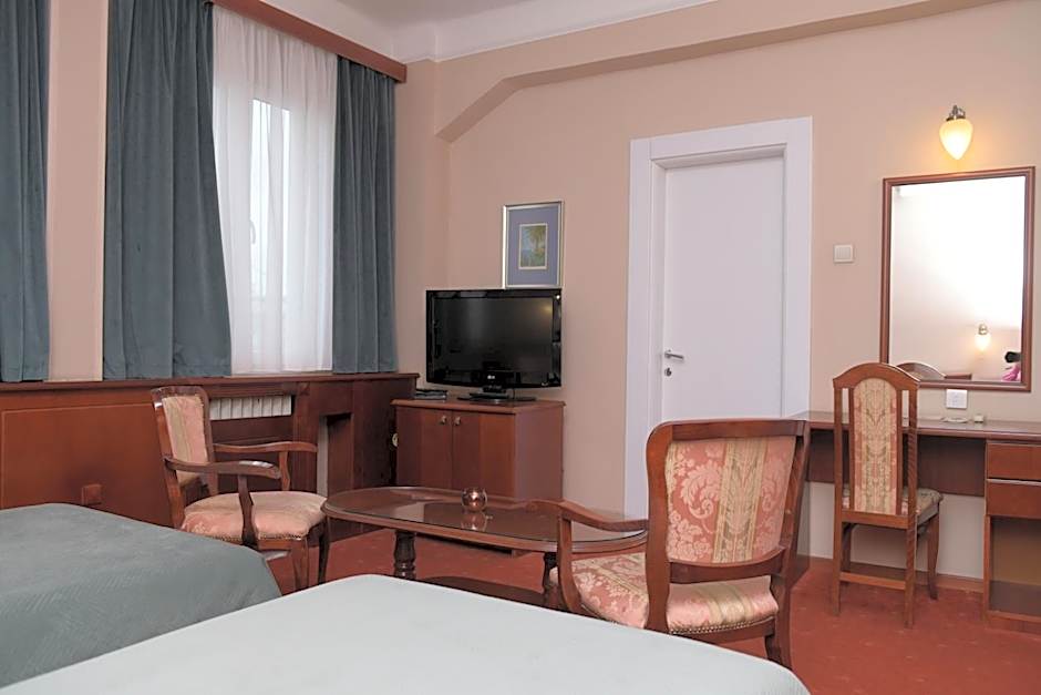 Palace Hotel