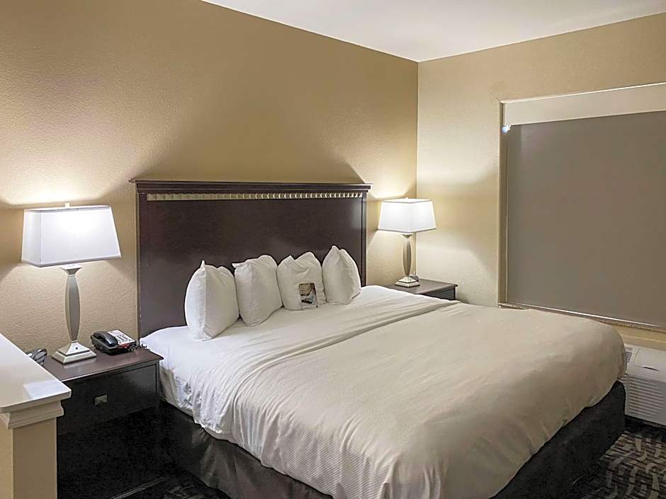 Comfort Suites Kings Bay Naval Base Area