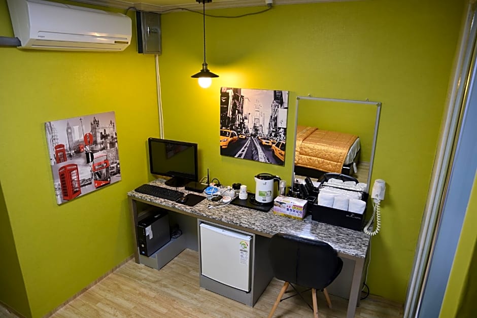 Business Hotel Busan Station