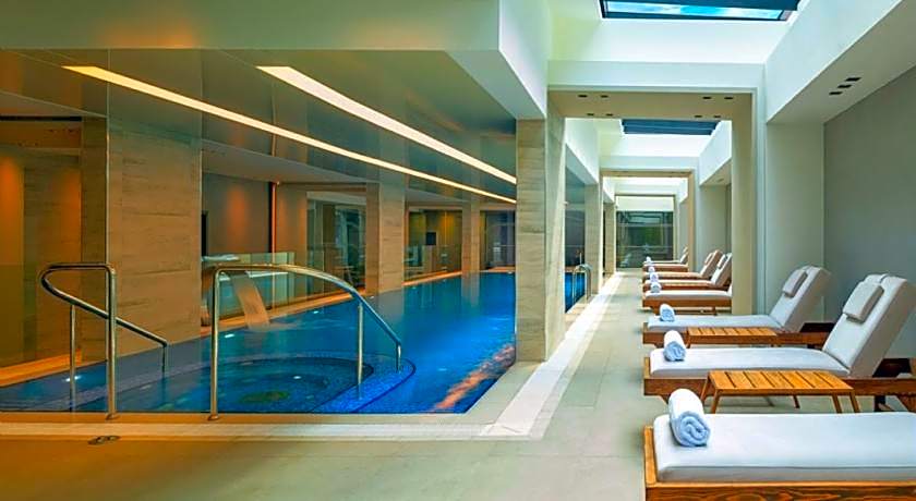 Movenpick Living Istanbul West