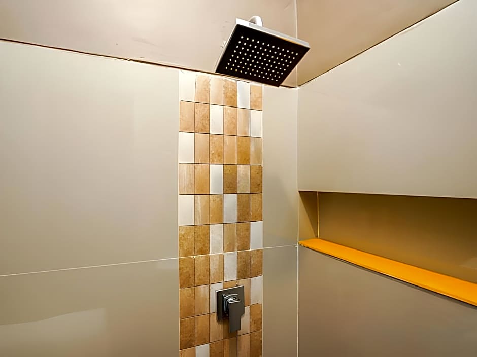 Hotel O Surabaya near Surabaya Town Square formerly Kupang Gunung Residence