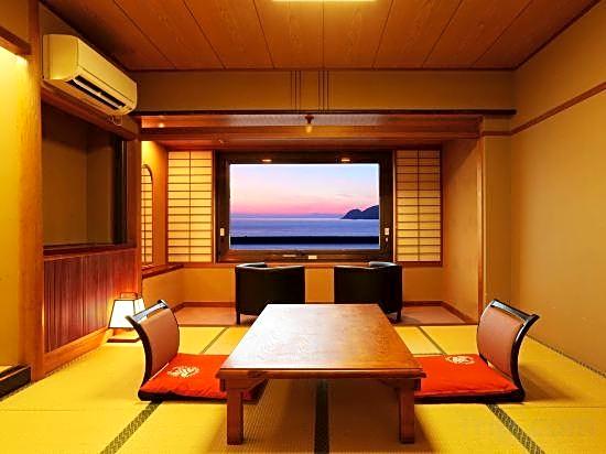 Okukinosaki Seaside Hotel