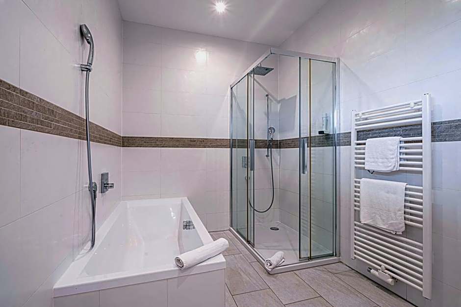 Hotel Schachenwald I Sauna I Aussenpool I Parkplatz