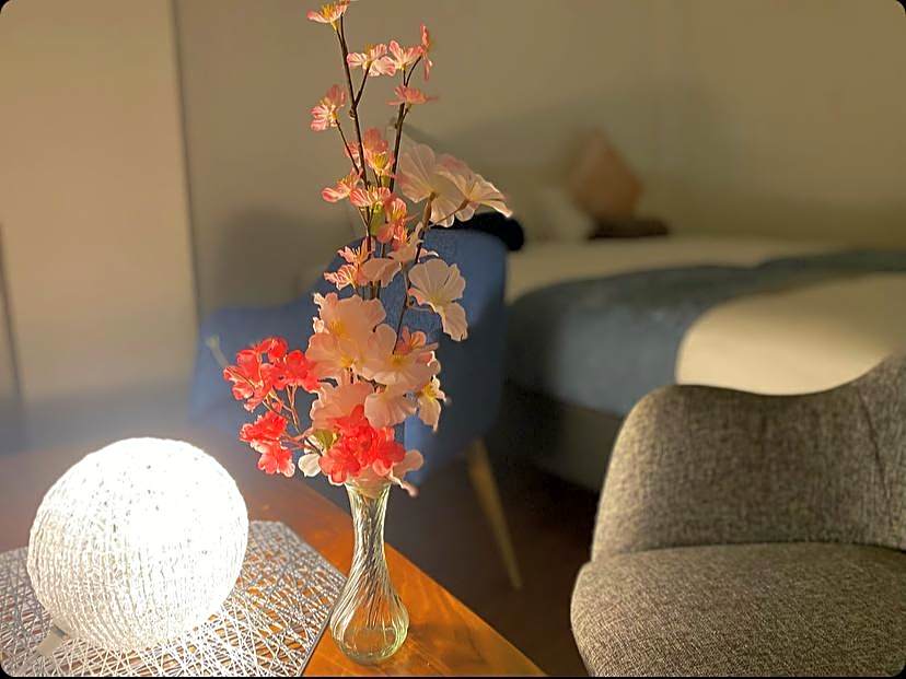 The Moon – Atami, KY