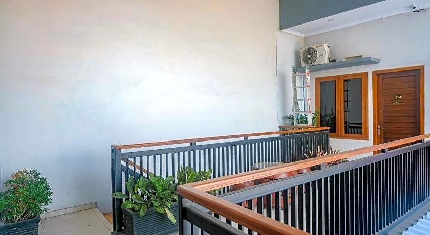 RedDoorz @ Jalan Kedawung