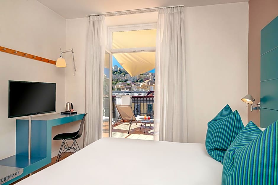 Hotel Piazza Bellini & Apartments