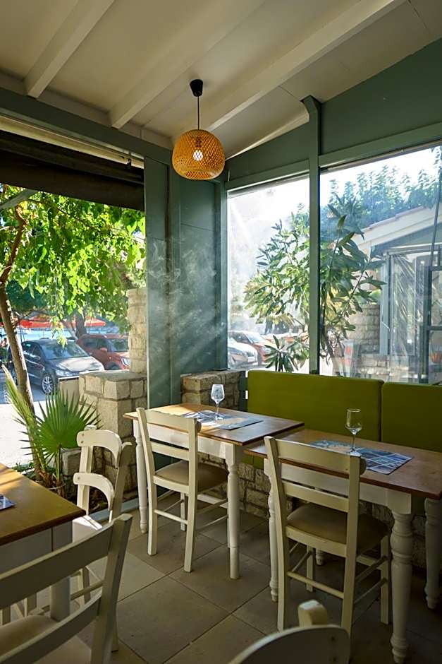 Rouda Bay Beach Hotel