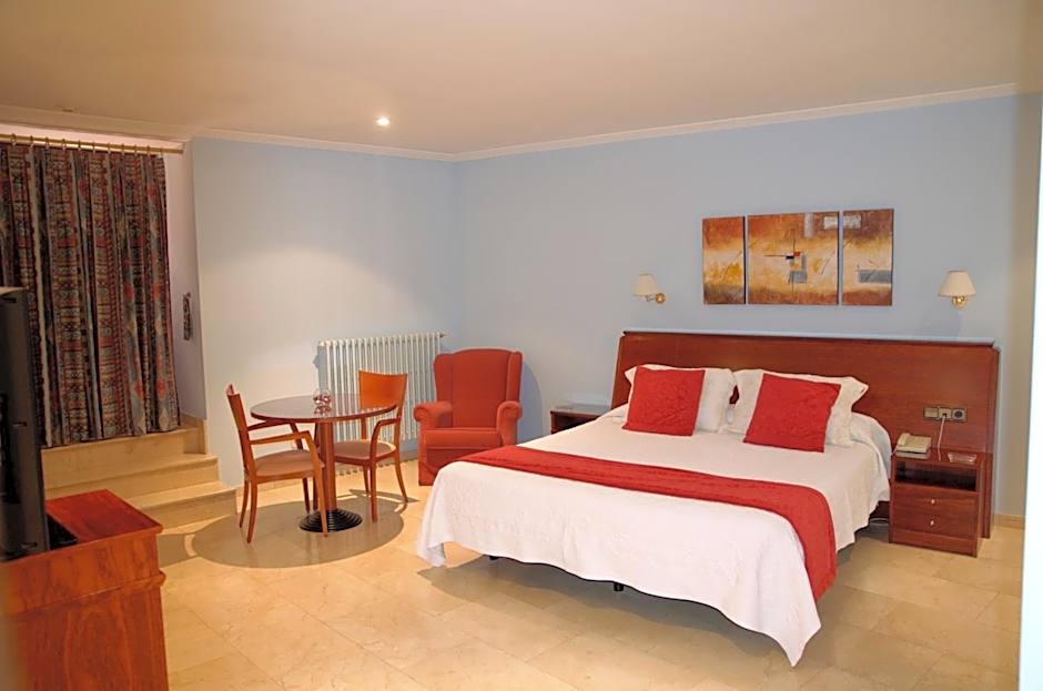 Hotel Suís
