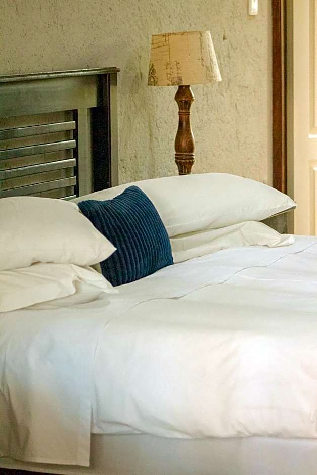 Paradise Creek Lodge
