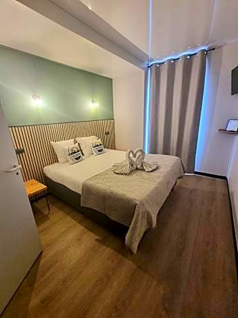 Double Room with Private Bathroom