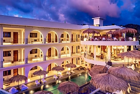 El Tropico Boutique Hotel