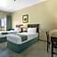 Al Hamra Village Hotel