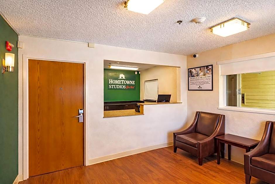 Hometowne Studios Houston - West Oaks/ Energy Corridor