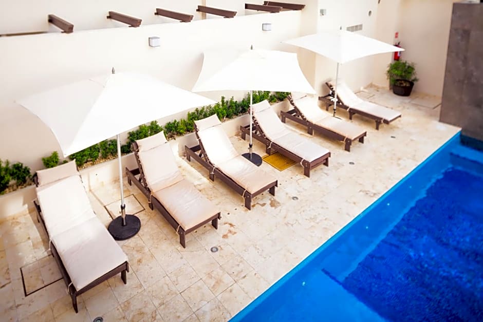 Aspira Hotel & Beach Club