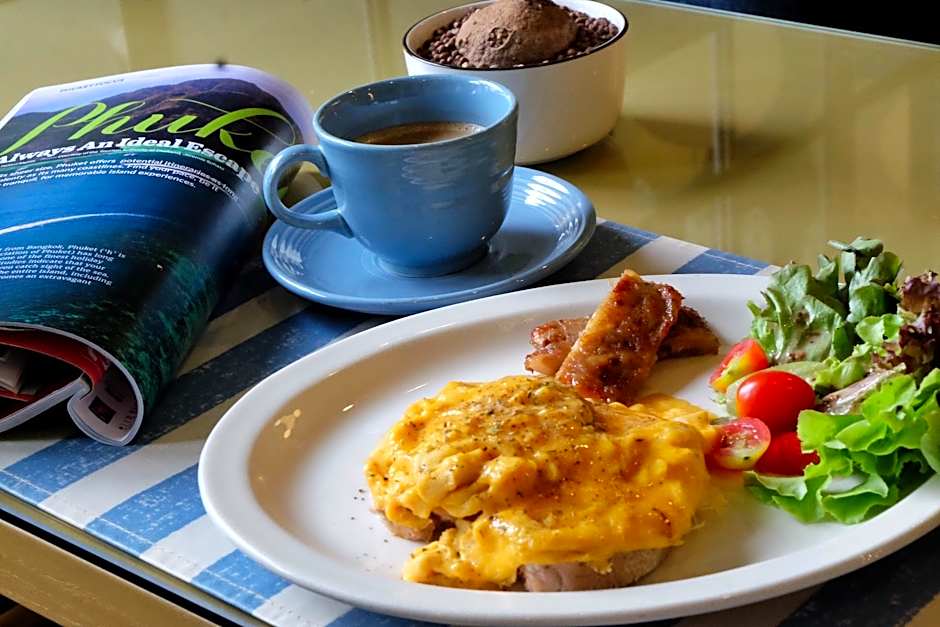 The Blanket Hotel Phuket Town