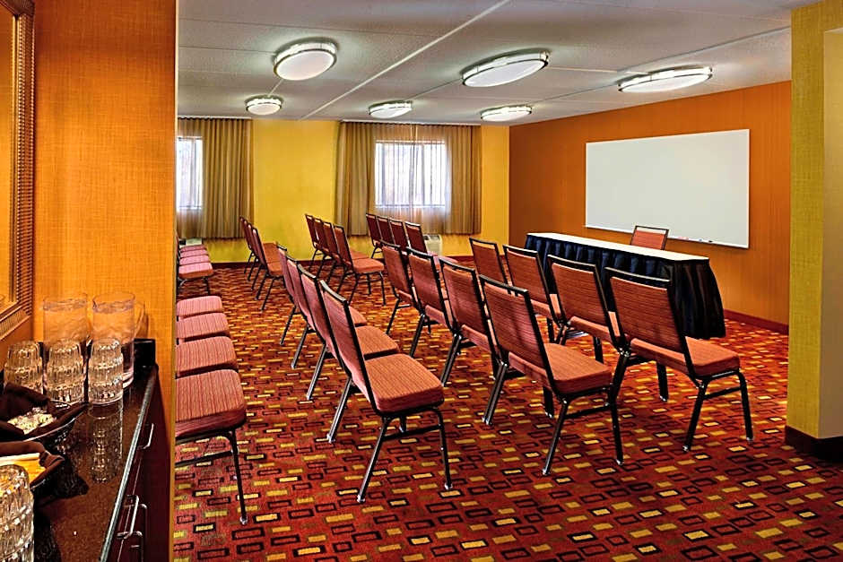 Courtyard by Marriott Hartford Cromwell