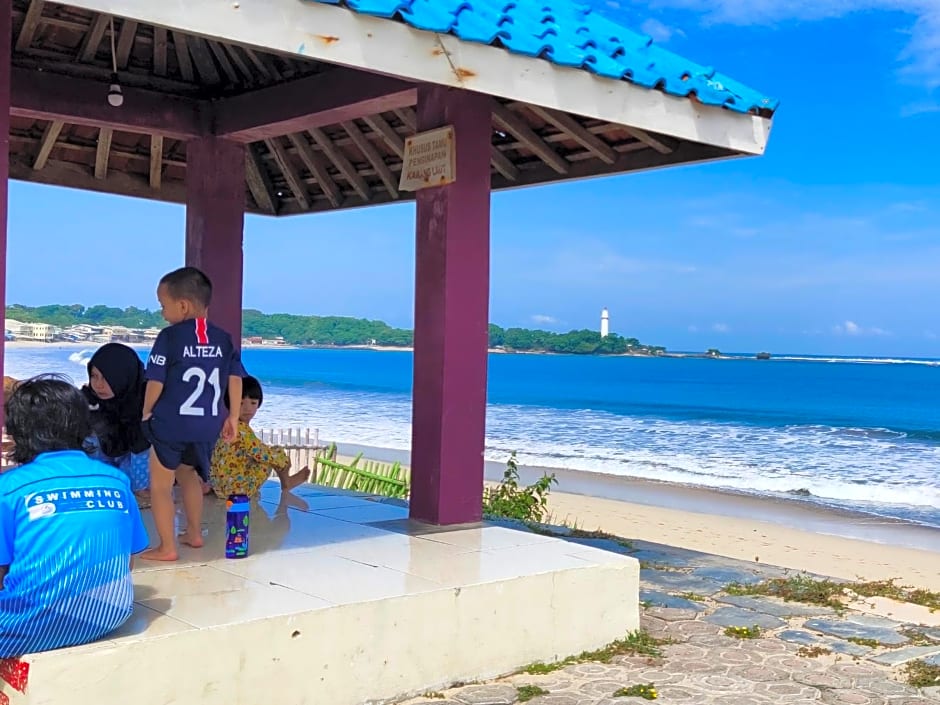 penginapan karanglaut santolo