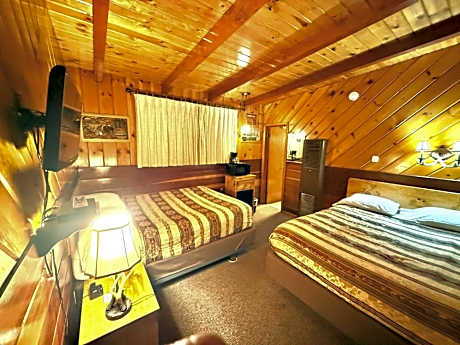 Queen Room with Two Queen Beds