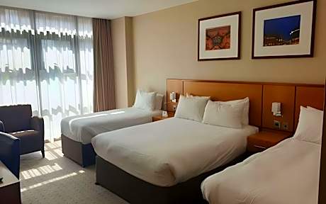 Family Room for 4 People - Non-Smoking