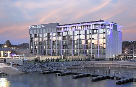DoubleTree by Hilton Hot Springs