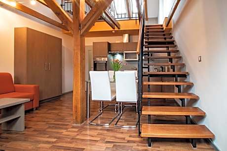 Two-Bedroom Apartment with Terrace - Split Level