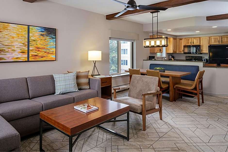 Sheraton Lakeside Terrace Villas at Mountain Vista, Avon, Vail Valley