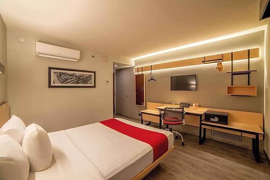 City Express Plus by Marriott Guadalajara Palomar