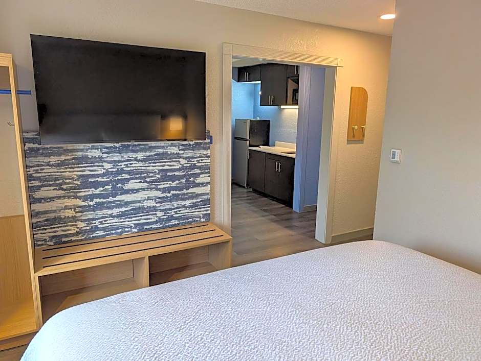 Greenville Pelham Inn by IHG