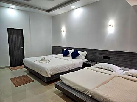 1st Floor Economy Double Room - Access via Staircase Only
