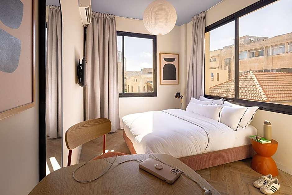 Monochrome - by Loginn Tel-Avivian hotels