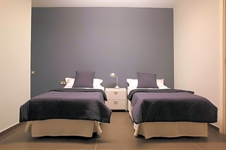 Twin Room with Extra Bed