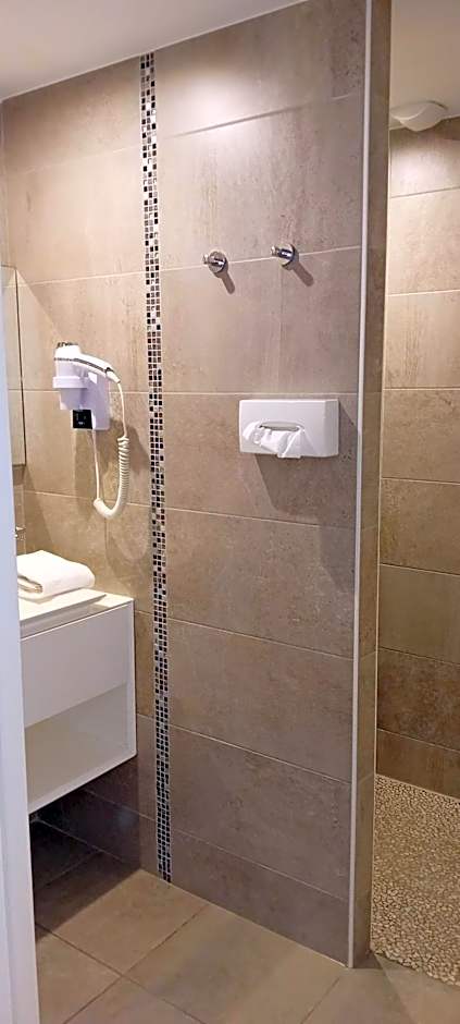 Logis Hôtel Restaurant Le Moulin de la Coudre