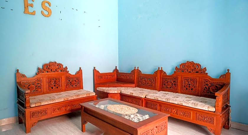 RedDoorz Syariah near Monumen Jogja Kembali