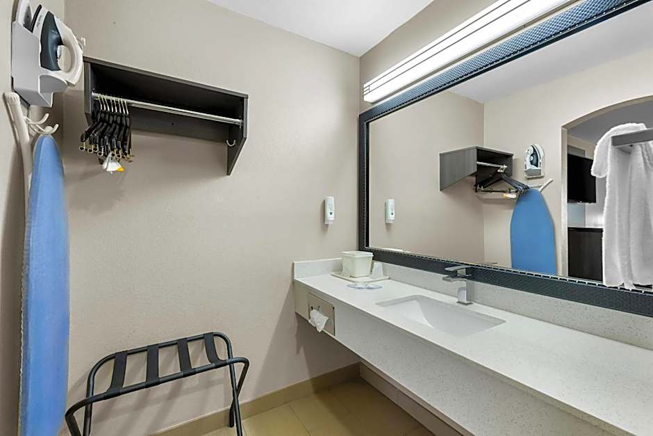 Quality Inn Marshall