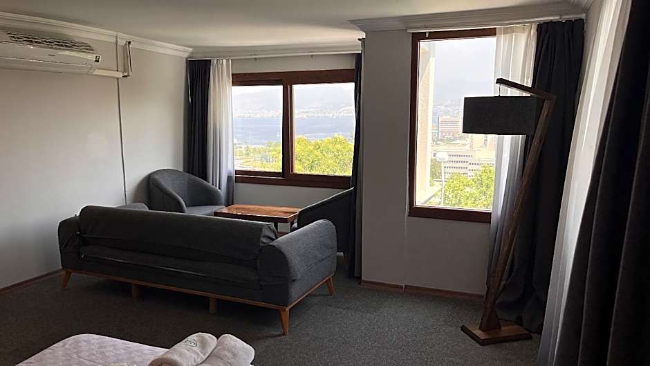 VARYANT HOTEL