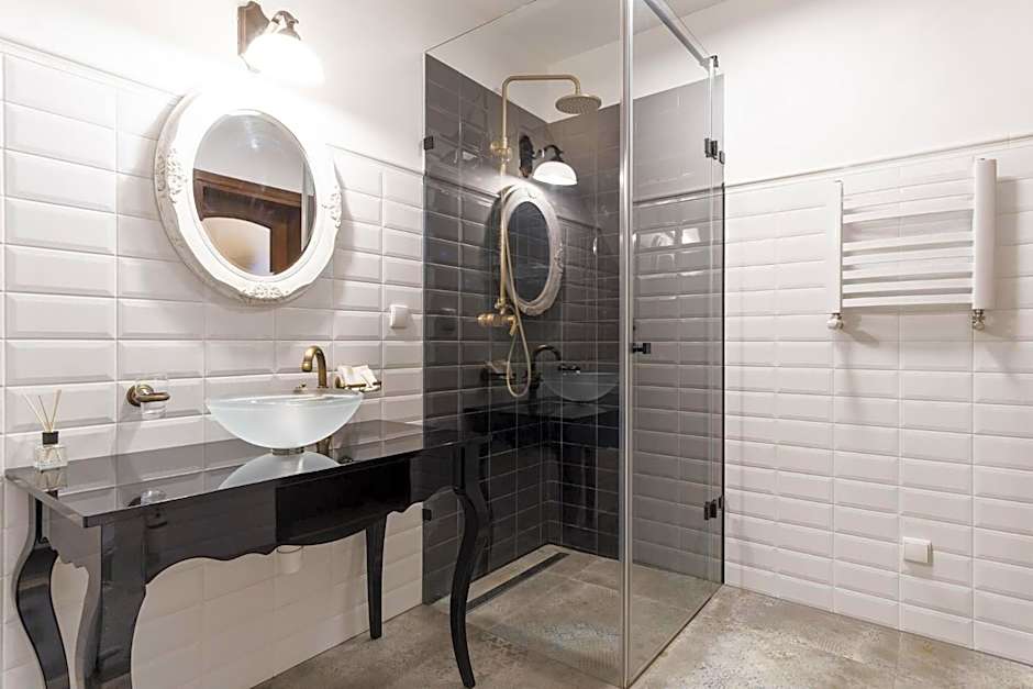 Apartamenty w Dworku Cheval