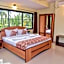Hotel Candolim Grande