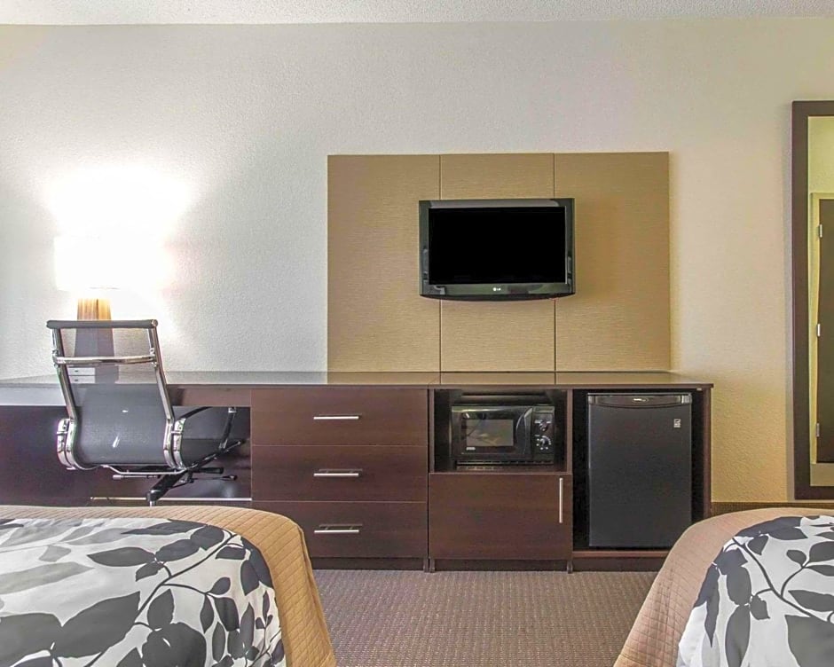 Sleep Inn & Suites